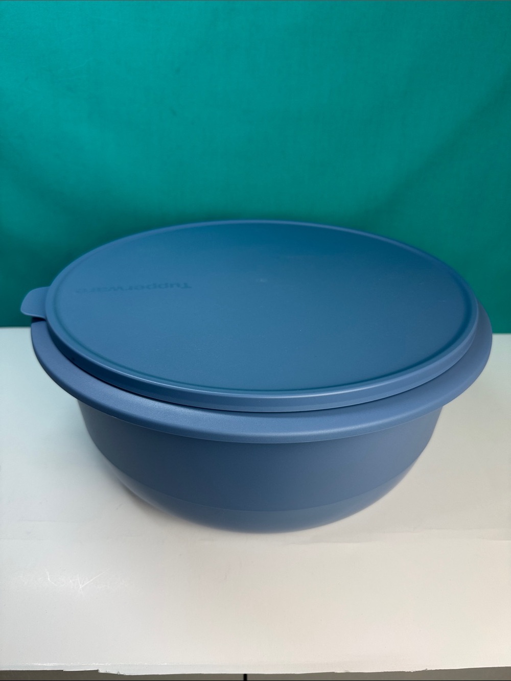 Tupperware Ultimate Mixing Bowl 6L 25 Cup Flat Bottom Bowl New
